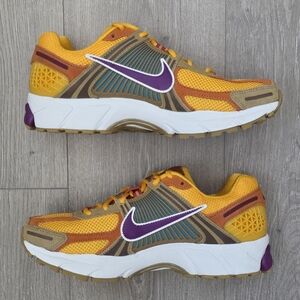 🔥 Nike Zoom Vomero 5 SE SP Versatile Shoes HF1553-702 Mens Size 8 New MSRP $170